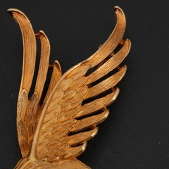 Large Vintage Americana Gold-Tone Eagle Brooch 2.5in Rhinestone Eye Bird Pin
