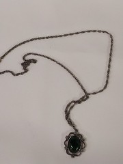 Vintage – Women’s Silver Necklace With Dark Green Stone Pendant Faux Jade 26 in