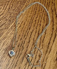 Vintage Avon Gold Tone Necklace with Clear Rhinestone Heart Pendant 18”