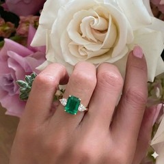 14k Yellow Engagement Ring 4.37ct. Natural Green Emerald Rectangular Shape