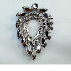 Vintage 1964 Sarah Coventry Blue Lagoon Brooch by D&E Juliana Book Piece