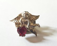 Vintage 925 Sterling Silver & Ruby 3/4″ Cherub/Guardian Angel Heart Lapel Pin