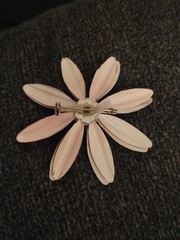 Vintage Stunning Enamel Flower Brooch 1950s To 1970s Good Condition CA E407-4