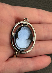 VTG Blue Glass Cameo Pendant Silver Tone Oval Victorian Style Lady Profile