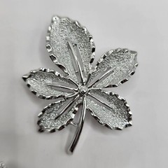 Vintage Sarah Coventry Brooch & Clip-on Earrings Silver Tone Set Ivy Leaf