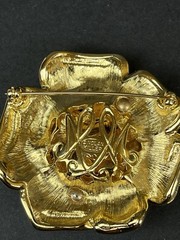 Nolan Miller Stanwyck Gardenia Crystal Flower Brooch – Signed – Box & COA 2.25”