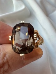 14K YELLOW GOLD LARGE SMOKY QUARTZ RING BEAUTIFUL RICH CHOCOLATE BROWN COLOR