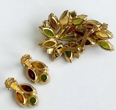 VTG Juliana Multicolor Autumn Marquise Rhinestone Leaf Brooch & Clip-On Earrings