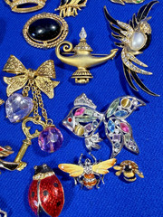 34 80s 90s Brooches Unsigned & Signed Krementz Avon KJL PS Co Batya Roman JJ AJC