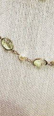 Vtg 24″ Two Sisters Pale Green Faux Pearl & Green Lucite Beads Goldtone te02
