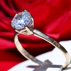 10k yellow gold engagement ring 0.90ct cubic zirconia size 7 solitaire 1.50gr