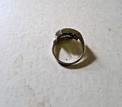 Vtg Sterling Silver 926 STS Fashion Ring w 5 Green Stones Faceted & Prong Set
