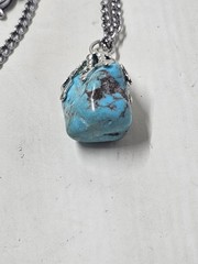 Vintage Turquoise Nugget Pendant Necklace Silver Tone Chain 24 Inch