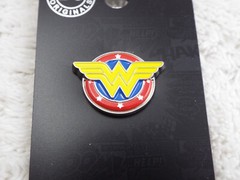 DC COMICS Wonder Woman Pin (J24)