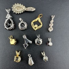 Vintage Crystal Rhinestone Mix Pendant Lot Of 12 Gold Silver Tone Ladies NICE