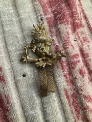 Vintage 1950’s Gold Tone 3D Wishing Well with Stones Charm Bracelet