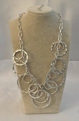 LONG VINTAGE SILVER TONE VCLM NECKLACE W/ INTERLOCKING CIRCLES