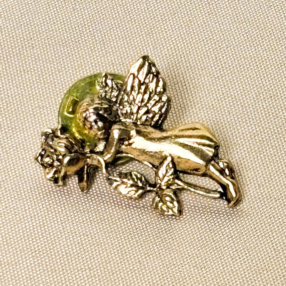Vintage Girl Angel Fairy Hugging Rose Pin Gold Tone A16 Jewelry