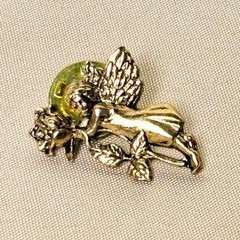 Vintage Girl Angel Fairy Hugging Rose Pin Gold Tone A16 Jewelry