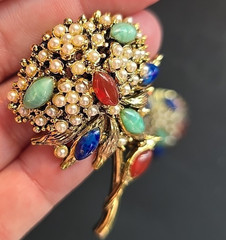 Vintage Hollycraft Brooch Earrings Set Fruit Salad Glass Pearl Gold Tone