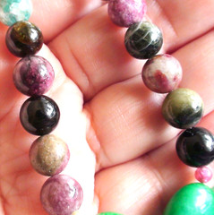 184.50ct 100% NATURAL FANCY ROUND TOURMALINE,EMERALD 925 SILVER CLASP NECKLACE.
