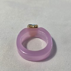 Chunky Ettika Resin Crystal Heart Ring Lilac-Colored Band with Blue Crystal Hear