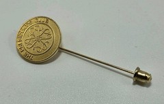 Vintage AVON President’s Club Lapel Stick Pin Pinback Gold Tone Undated ~2.5″