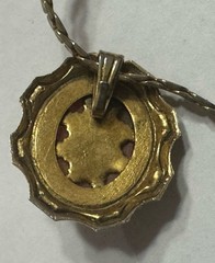 Vintage Gold Tone Cameo Pendant Necklace 23” Long
