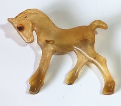 Vintage Early Plastic (Lucite?) Amber Foal Colt Young Horse Brooch 2.25″