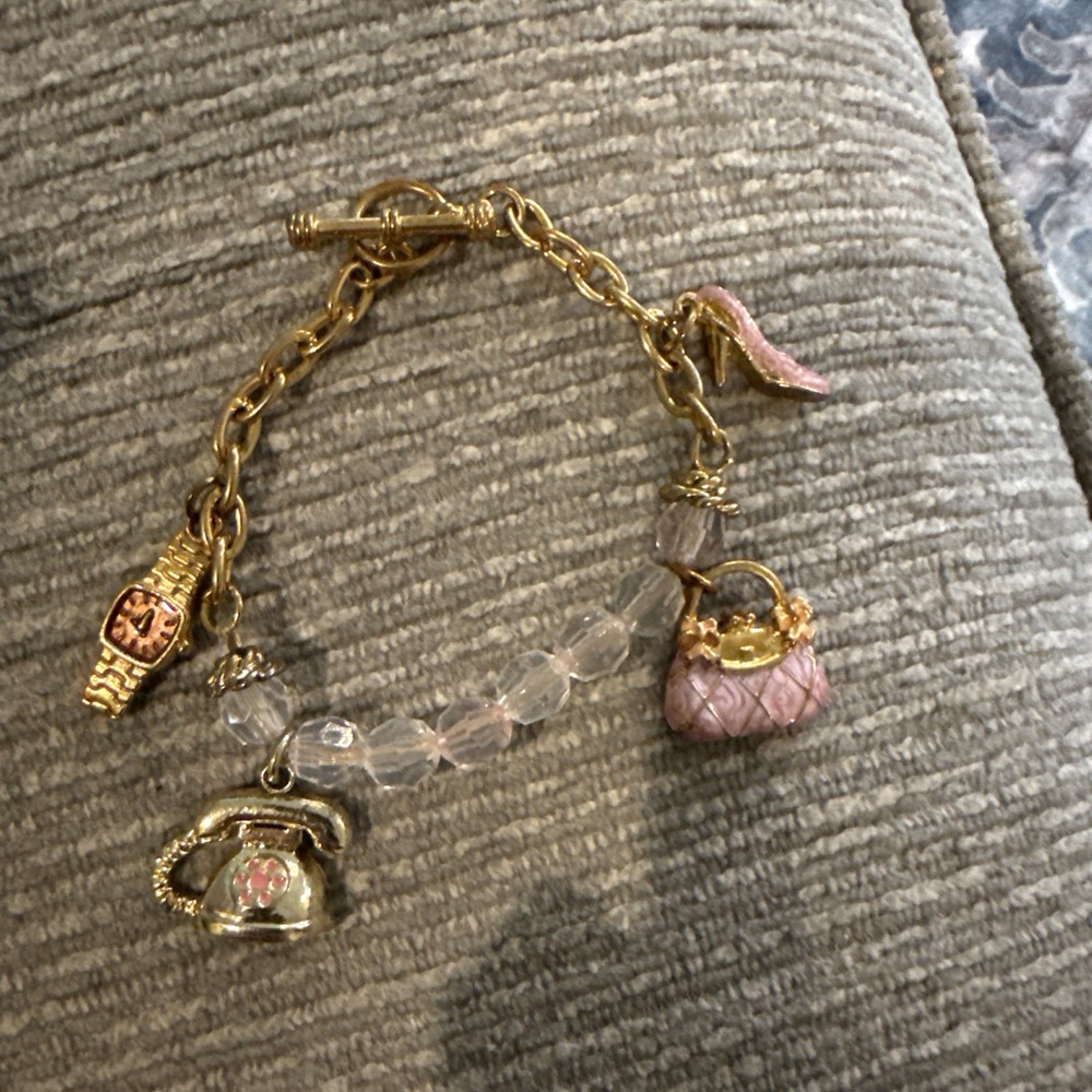 Vintage Juicy Couture Heart Charm Gold tone Link Bracelet 7″