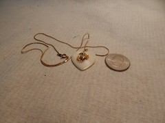 VTG 1970S TO 1990S UNITED STATES MARINES SWEATHEART NECKLACE GOLD TONE