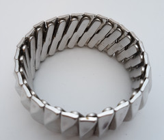 Vintage Crown Trifari Expansion Bracelet Polished Silver Tone Sleek Mod Cuff