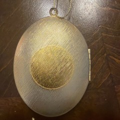 Unmarked Vintage Revlon Locket – 1500’s Village Scene Locket Pendant Goldtone