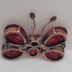 Vtg Red Acrylic Rhinestone Butterfly Brooch Pin Brass Tone Secure Clasp 2.5″