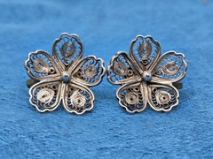 Sterling Silver Filigree Flower Screw-back Earrings Studs Vintage Dainty .75″