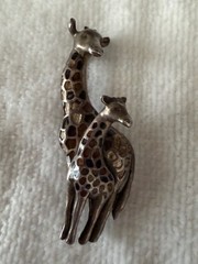 Giraffe Mother and Calf Sterling Silver Pin. 2.25″ in length Pre-Owned