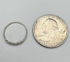 Sterling Silver 925 Vintage S Marked 2.5mm Groovy Sz 4.25 Band 0.6g