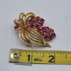 Vintage Lisner Gold Tone Fuchsia Pink Rhinestone Floral Brooch and Earring Set