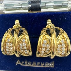 Jackie Collins vintage gold tone rhinestones black enamel hoops clip on earrings