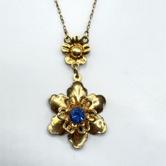 Vintage Barclay 12K Gold Filled Blue Rhinestone Flower Pendant 22 Inch Necklace
