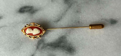 Vntge Avon Cameo Ring Size 4.5-6 Hat Pin Stick Pin Set Woman Romantic Victorian