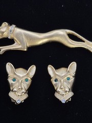 VTG JACKIE COLLINS Panther Set In Box Brooch Clip Earrings Gold Tone Rhinestones