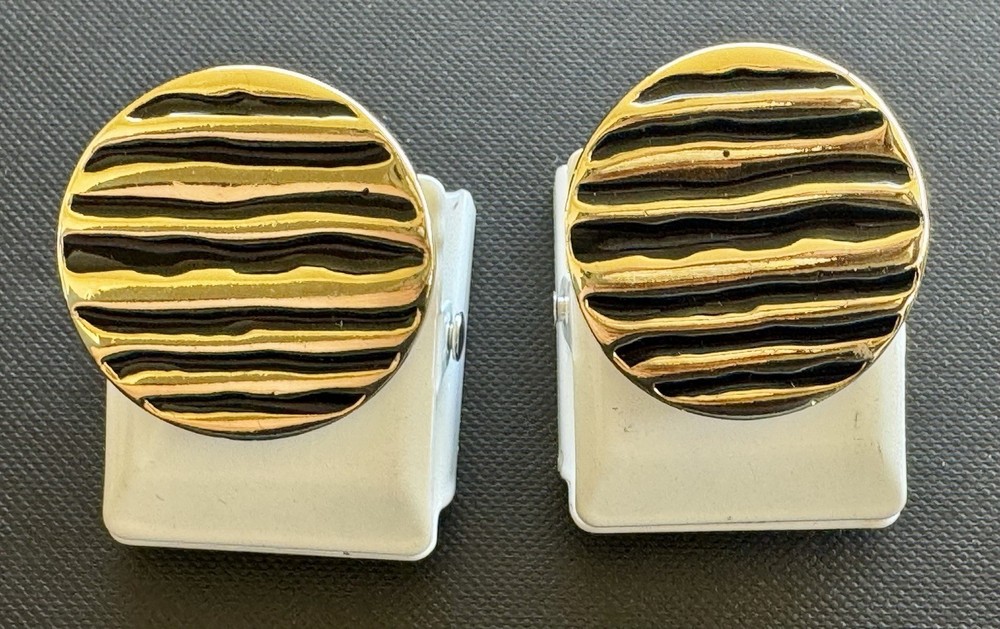 Vintage J Ment Bold Clip Earrings Chunky Runway Statement Gold Tone Button 80s