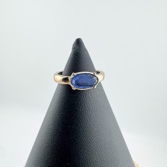 Vintage Blue Oval Faux Sapphire Ring Gold Tone Solitaire Minimalist Dainty