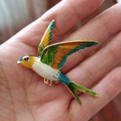 Enamel Brooch for Women Style Animal Pins Fashion Jewelry Coat Accessories Gift