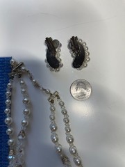 Vintage Pearls & Aurora Borialis Beads Necklace/Choker with Matching Clip on Ear
