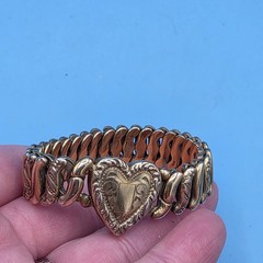 VTG LaMode Sweetheart Heart Expansion Bracelet Precious Metal Gold Filled 1940’s