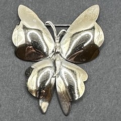 Vintage Butterfly Brooch Pin J44H