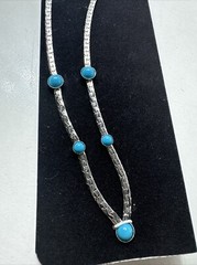 NEW OLD STOCK 1970s Sarah Coventry #8055 Faux Turquoise Choker 14″ Necklace