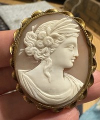 Vtg Antique Gold Tone Carved Shell Cameo Brooch Pendant Estate
